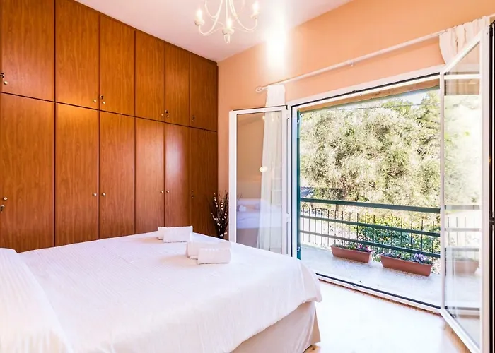 The Olive Grove By Konnect, Dasia *