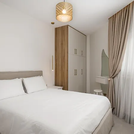 The Olive Grove By Konnect, Dasia